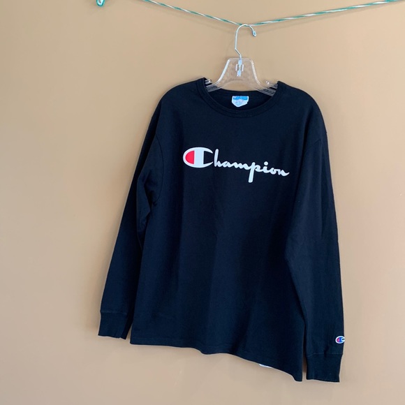 Champion Other - Champion cotton long sleeve black T-shirt with fuzzy puff letters in white